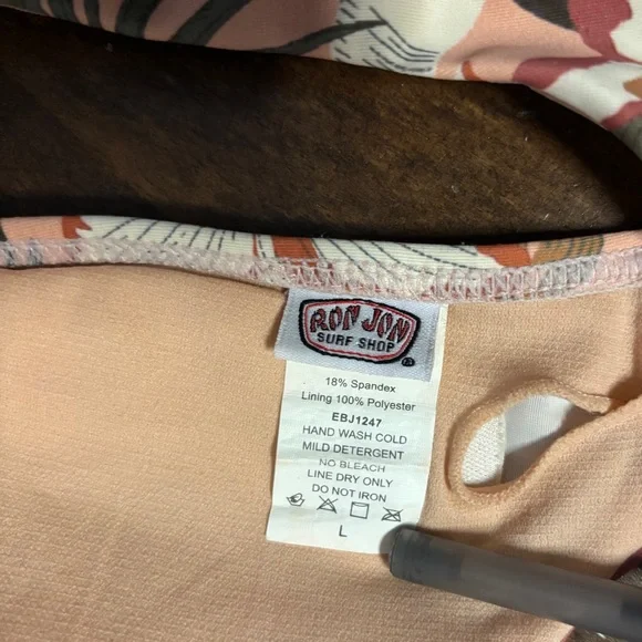 Ron Jon Swimsuit Two Piece Cheeky Bikini Tropical Print Size L Peach Green - Picture 4 of 9